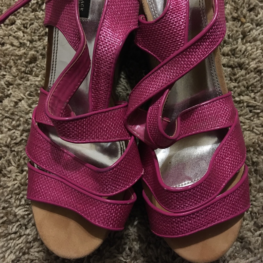 WHBM wedge